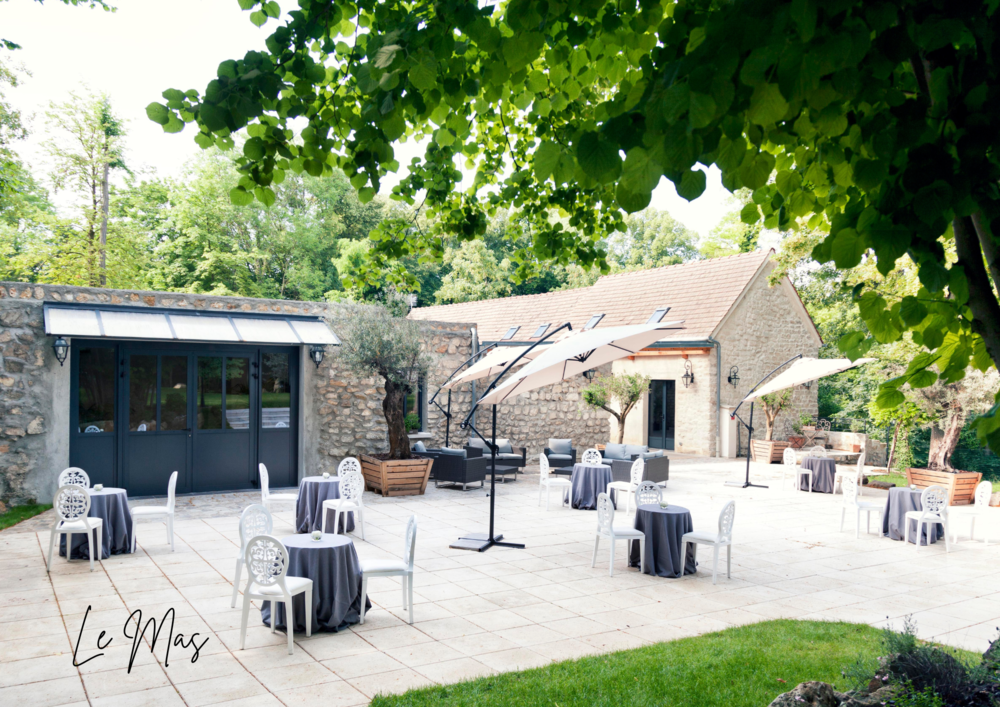 Terrasse du Domaine La Bastide — Le Mas, à Méry-sur-Oise